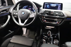 Vehicle image BMW X3 30e xDrive SAG