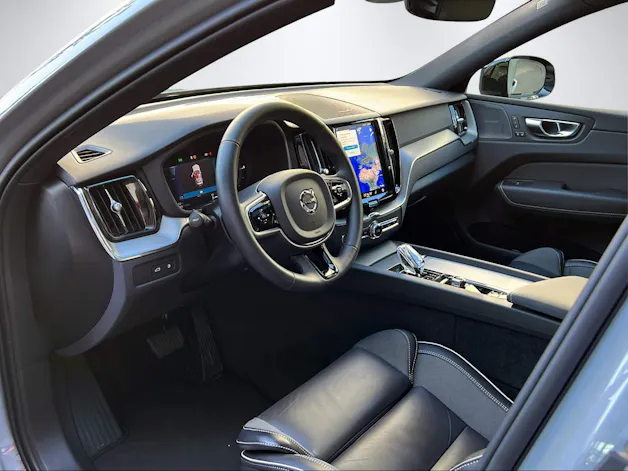 Volvo XC60 2.0 T8 TE Plus Dark eAWD