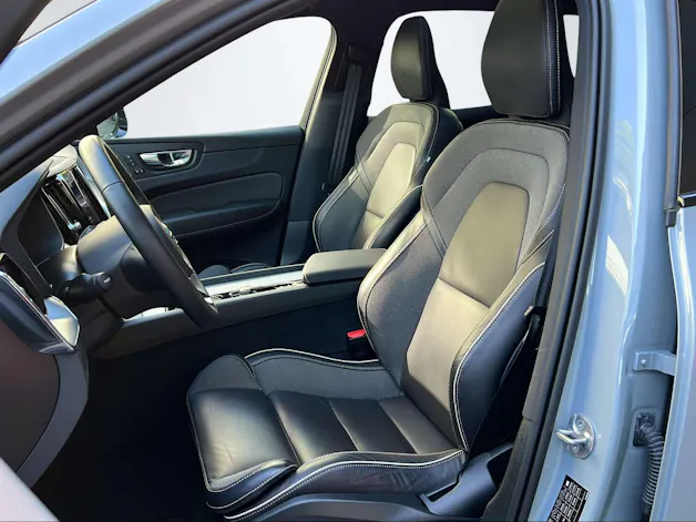 Volvo XC60 2.0 T8 TE Plus Dark eAWD