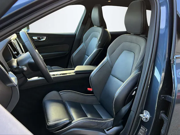 Volvo XC60 2.0 T8 TE Plus Dark eAWD