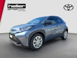 First vehicle image