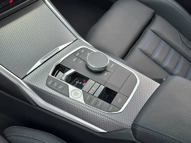BMW M340d xDrive Touring ** 5 Jahre GARANTIE // Neupreis 109'450 CHF **