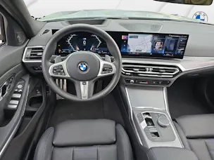 BMW M340d xDrive Touring ** 5 Jahre GARANTIE // Neupreis 109'450 CHF **