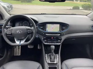 Hyundai Ioniq 1.6 GDi Plug-in Launch Plus