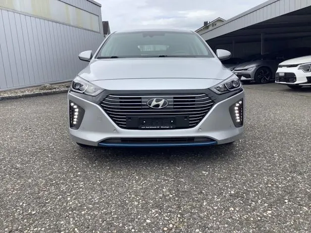 Hyundai Ioniq 1.6 GDi Plug-in Launch Plus