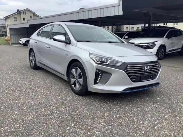 Hyundai Ioniq 1.6 GDi Plug-in Launch Plus