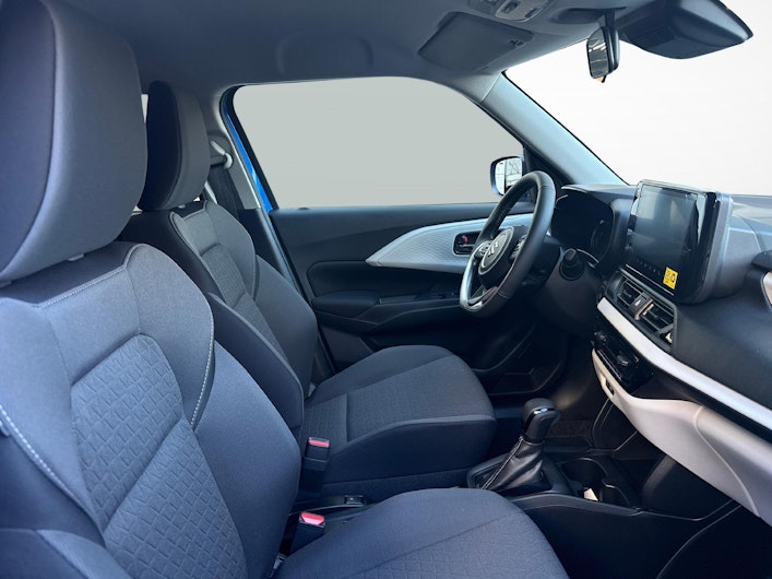 Vehicle image SUZUKI SWIFT