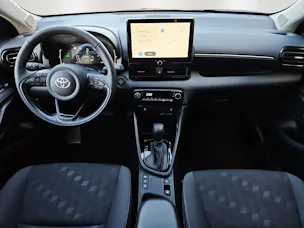 Toyota Yaris 1.5 VVT-i HSD Trend