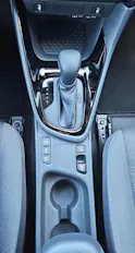 Toyota Yaris 1.5 VVT-i HSD Trend