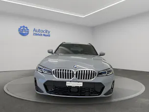 BMW 330d xDrive 48V Touring