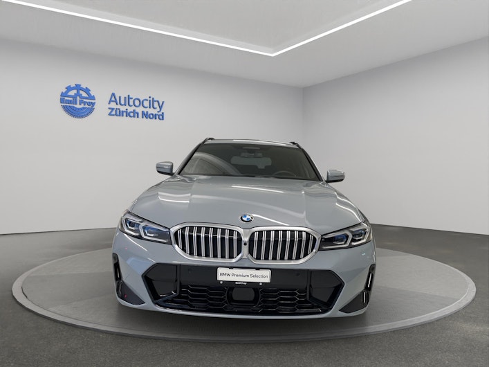 Vehicle image BMW 3 SERIES