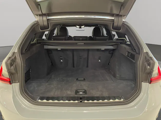 BMW 330d xDrive 48V Touring