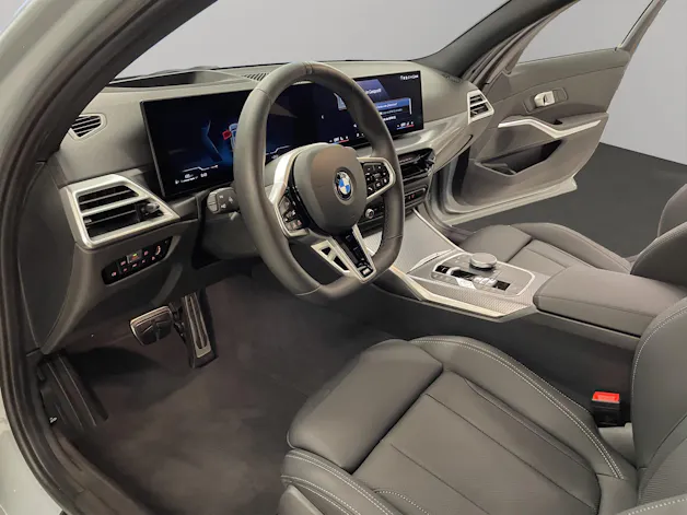 BMW 330d xDrive 48V Touring