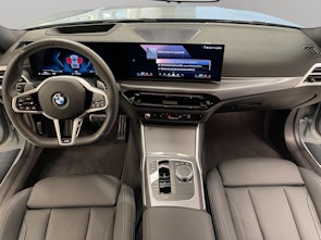 Vehicle image BMW 330d xDrive SAG Touring