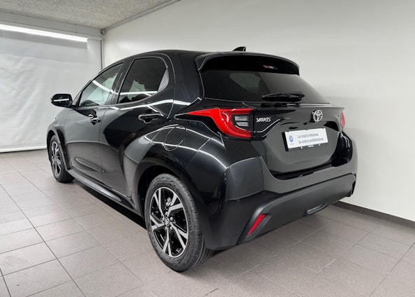 Vehicle image 3 Vehicle image 3