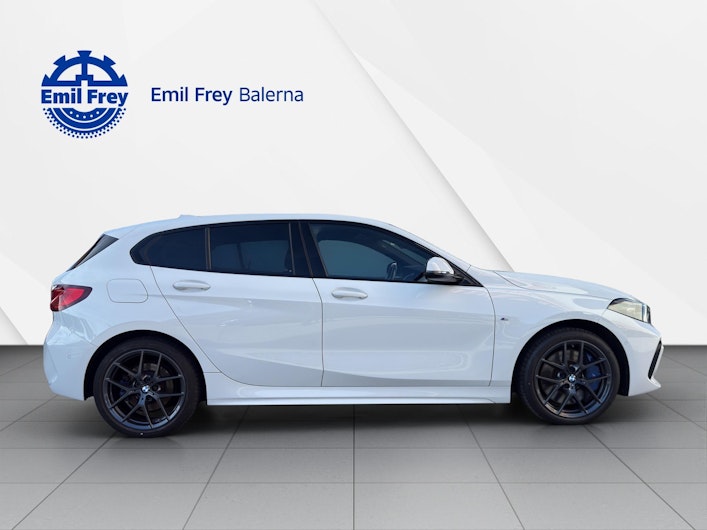 Vehicle image BMW 1 SERIES