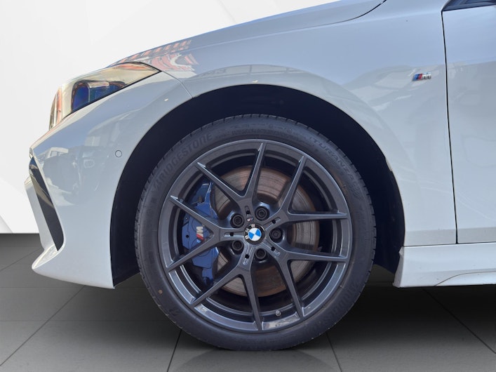 Vehicle image BMW 1 SERIES