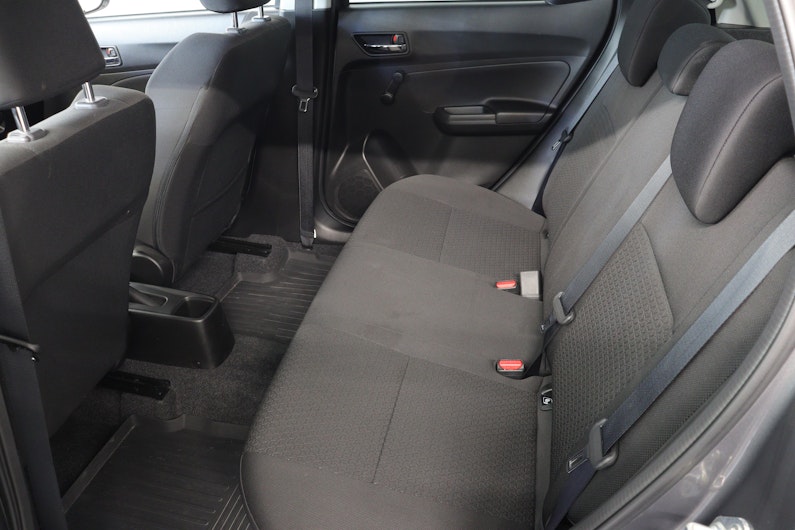 Vehicle image SUZUKI SWIFT