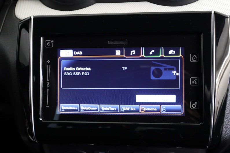 Vehicle image SUZUKI SWIFT