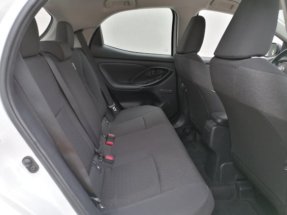 Vehicle image 7