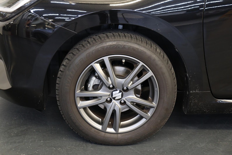 Fahrzeugbild SUZUKI SWIFT