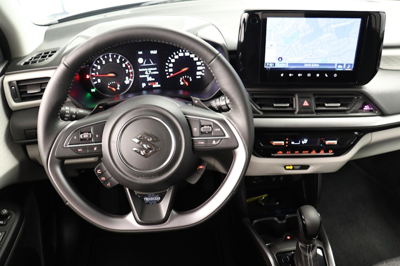 Fahrzeugbild SUZUKI SWIFT