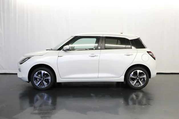 Suzuki Swift 1.2 1st Edition Top Hybrid 4x4