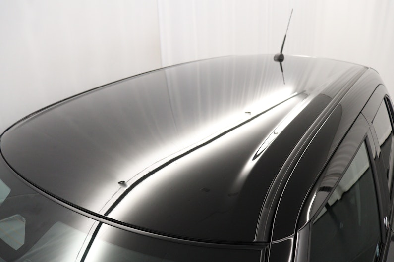 Vehicle image SUZUKI SWIFT