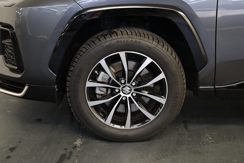 Fahrzeugbild SUZUKI ACROSS