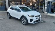 First vehicle image