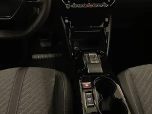 Peugeot 208 1.2 Hybrid Allure Premium