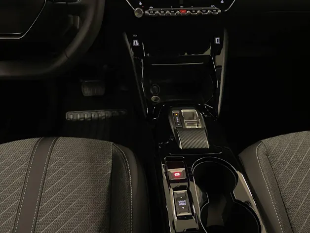 Peugeot 208 1.2 Hybrid Allure Premium