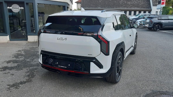 Vehicle image 5 Vehicle image 5