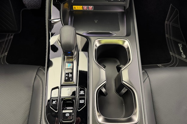 Vehicle image 13 Vehicle image 13