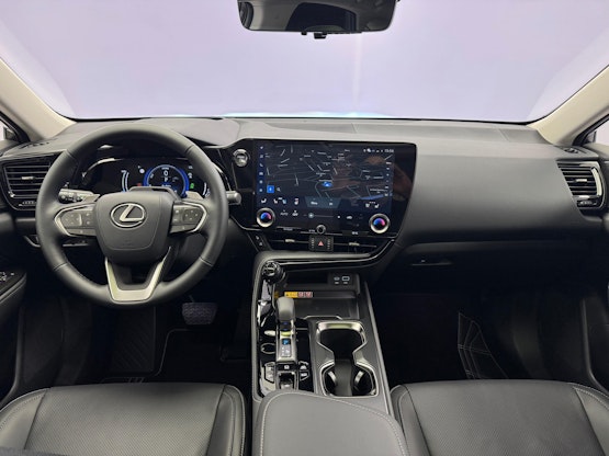 Vehicle image 5 Vehicle image 5