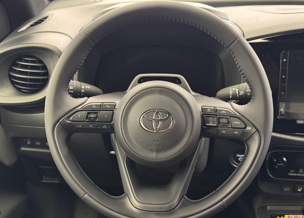 Vehicle image 12 Vehicle image 12