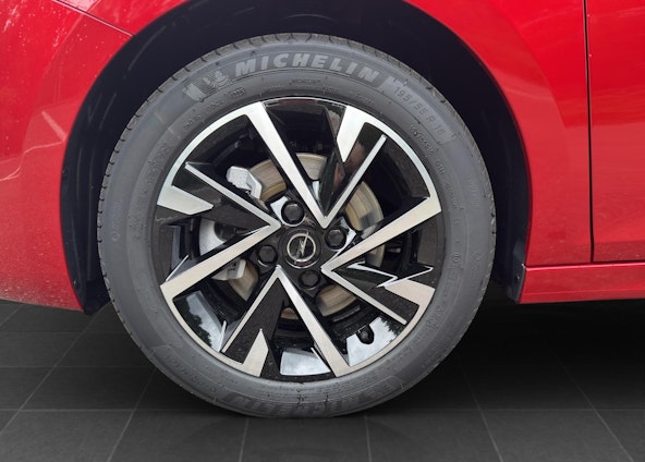 Vehicle image 10 Vehicle image 10