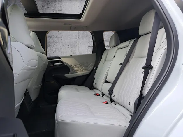 Mitsubishi Outlander 2.4 PHEV Instyle 4x4