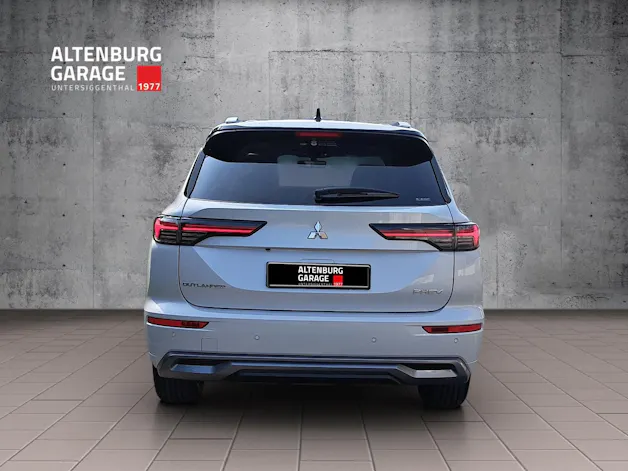 Mitsubishi Outlander 2.4 PHEV Instyle 4x4