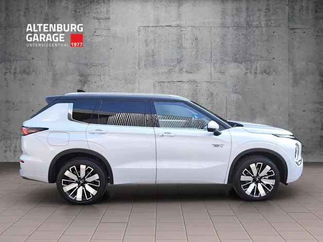 Mitsubishi Outlander 2.4 PHEV Instyle 4x4