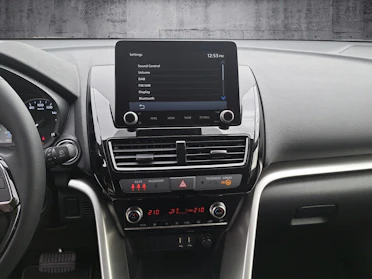 MITSUBISHI ECLIPSE CROSS 12