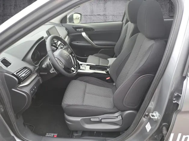 Mitsubishi Eclipse Cross 2.4 PHEV Inform