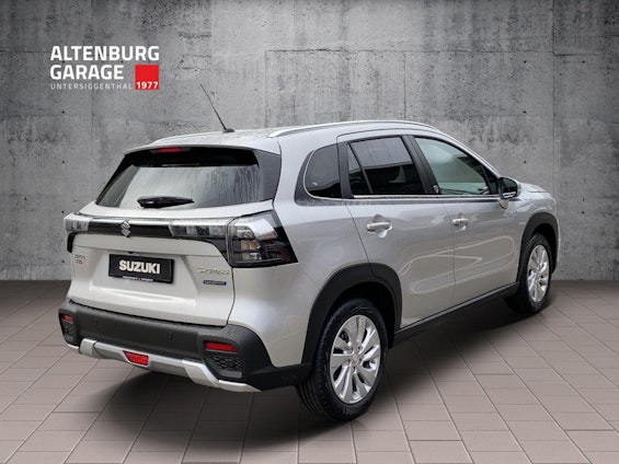 Vehicle image 4 Vehicle image 4