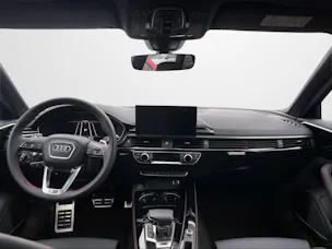 Audi RS4 Avant quattro tiptronic