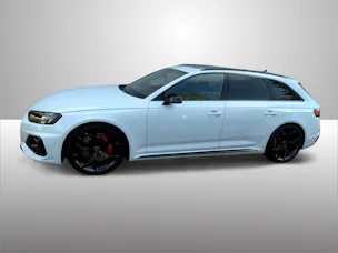Audi RS4 Avant quattro tiptronic