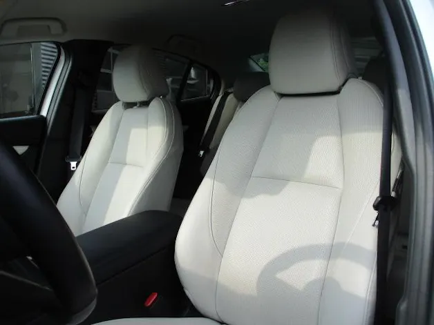 Mazda 3 Sedan 2.0 186 Revolution