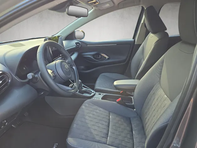 Toyota Yaris 1.5 VVT-i HSD Trend