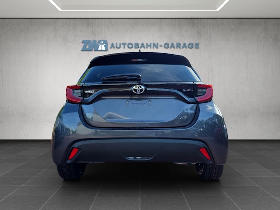 Vehicle image 3 Vehicle image 3