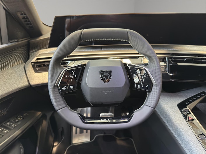 Vehicle image PEUGEOT 3008