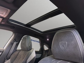 Vehicle image PEUGEOT 3008 e-Launch Edition AWD